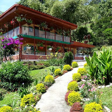 Finca Turistica Los Rosales 페레이라 외부 사진